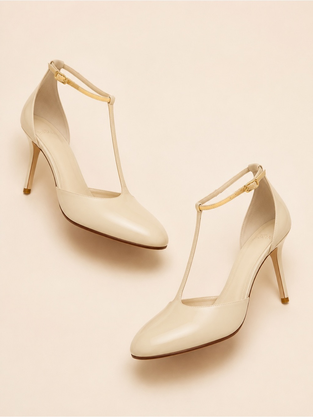 Alexandre Birman Thay 85 Ivory Patent Mary Jane Heels 36.5 Gatsby Glam Hollywood